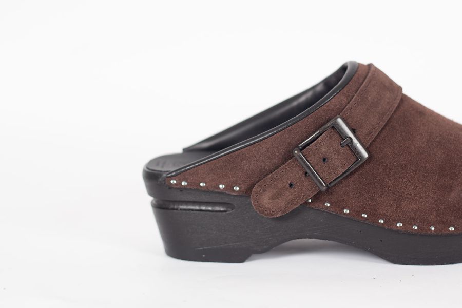 Johansson Brown Suede