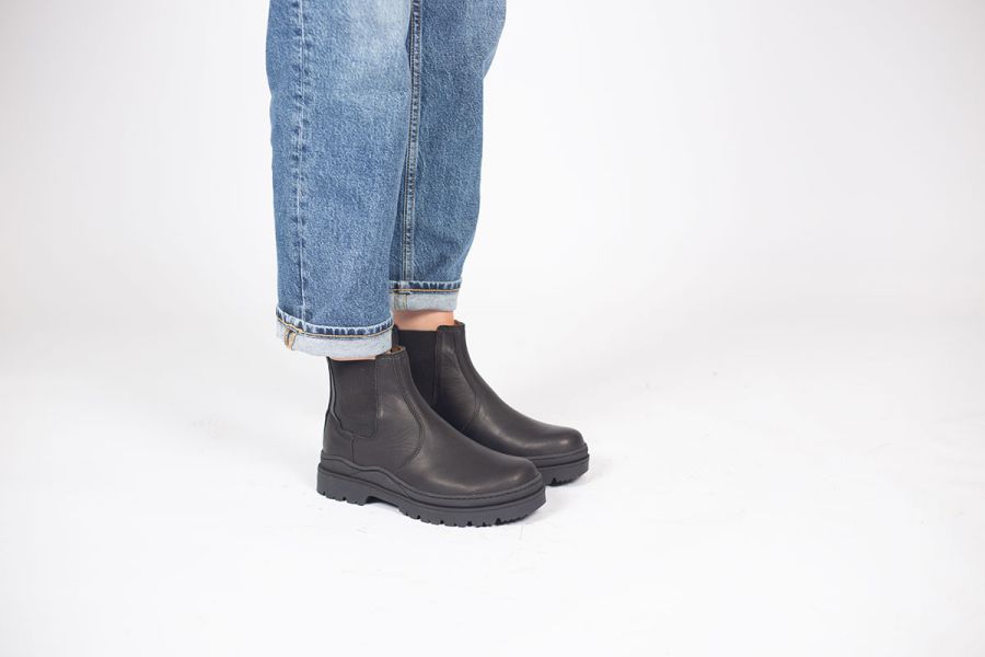 Whistler Matte Black